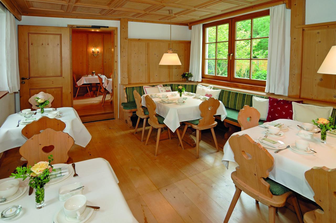 Hotel Alpenhof Gauting Exterior foto