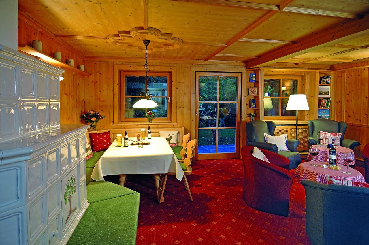 Hotel Alpenhof Gauting Exterior foto